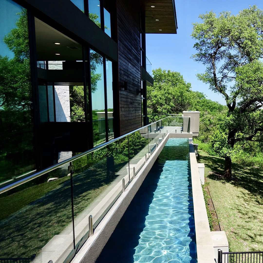 Unikoo Glass & Hardware