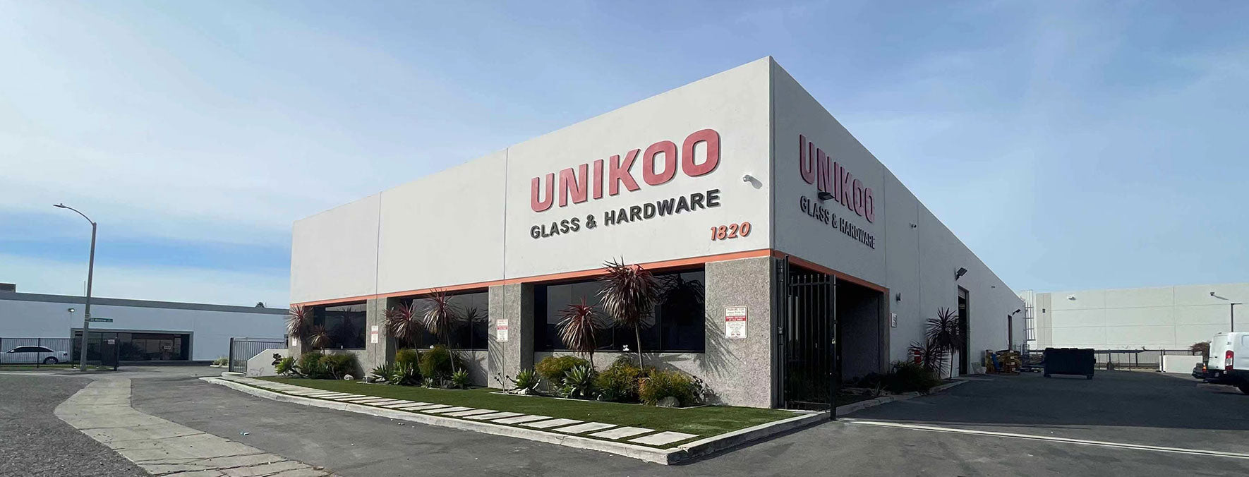 Unikoo Glass & Hardware