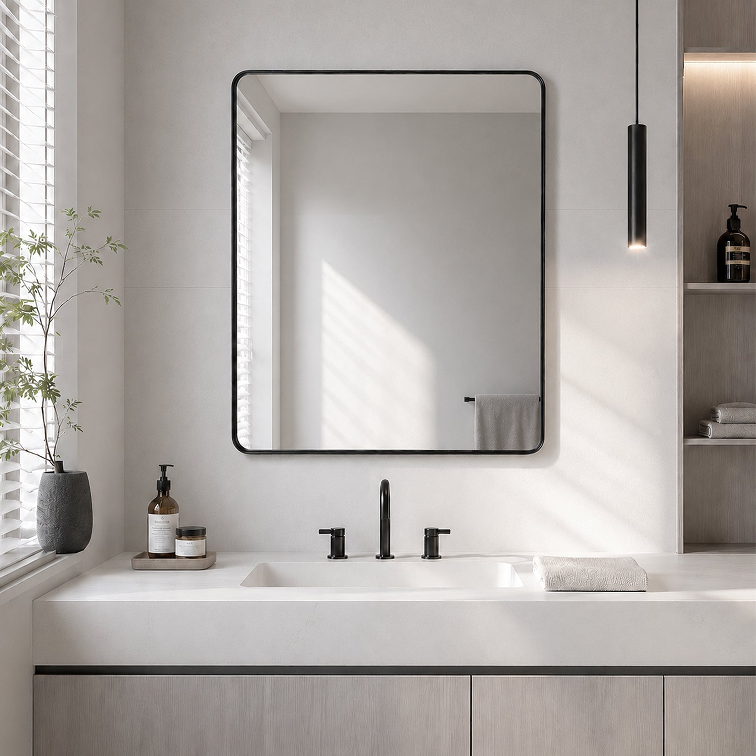 Mirror Rectangular Aluminum Alloy Framed and Tempered Glass Wall Bathroom Vanity Mirror